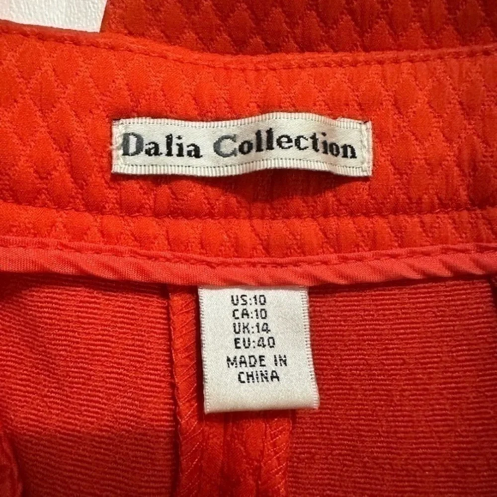 Dalia Collection Textured Diamond‎ Jacquard Slim Ankle Pants Red Women 10